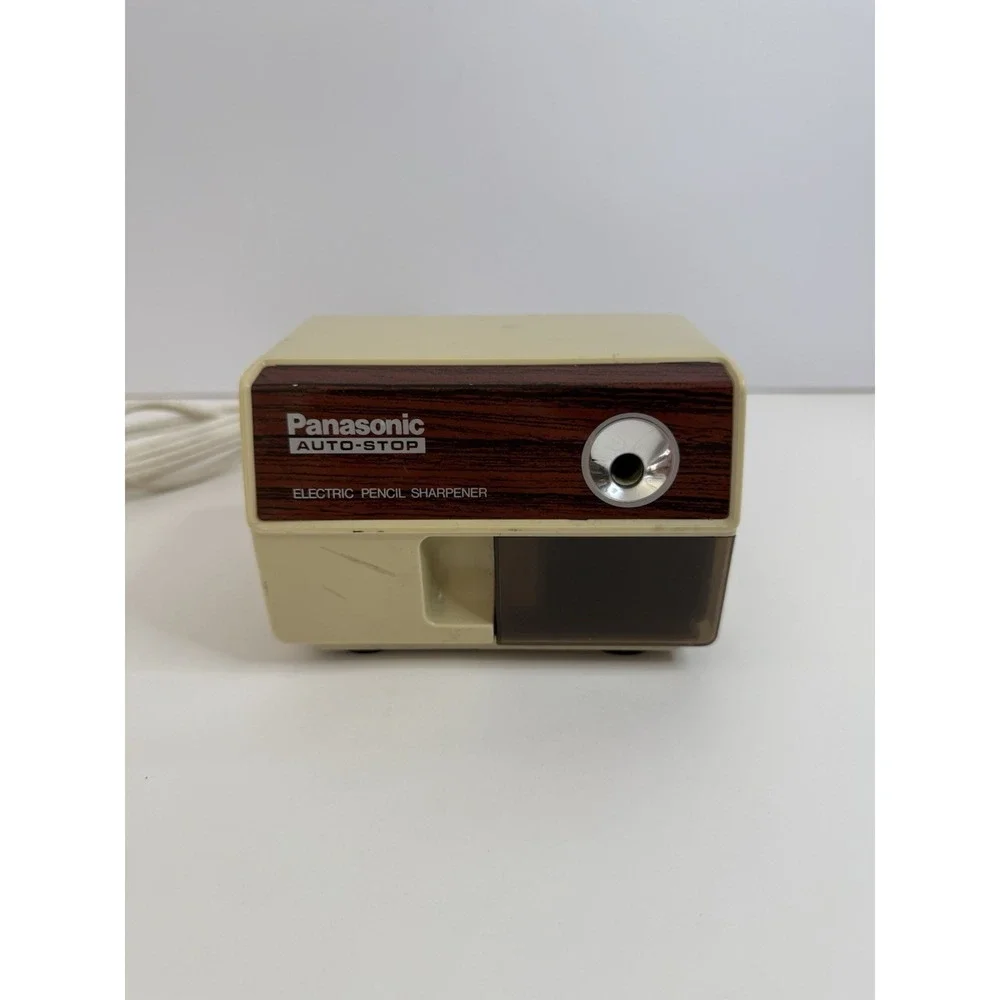 VTG Panasonic KP-110 Auto Stop Electric Desktop Pencil Sharpener WoodGrain WORKS